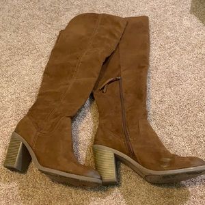 Size 11 over the knee boots